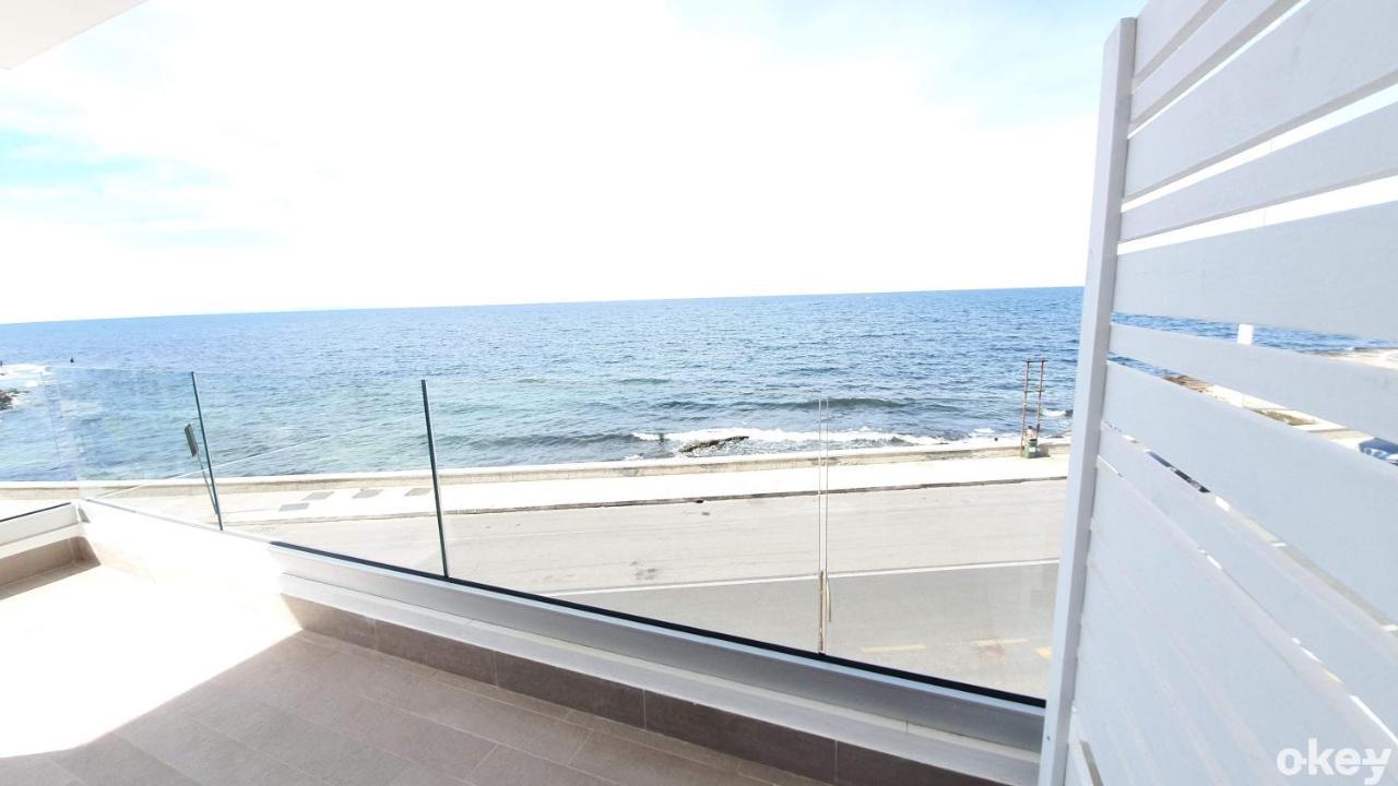 Villa Mediterranea Apartments - Seaview, Pool & Garden Bari Eksteriør billede
