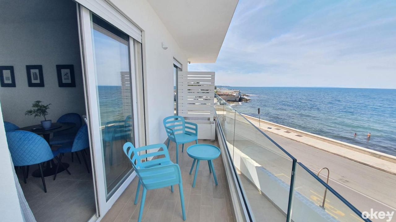 Villa Mediterranea Apartments - Seaview, Pool & Garden Bari Eksteriør billede