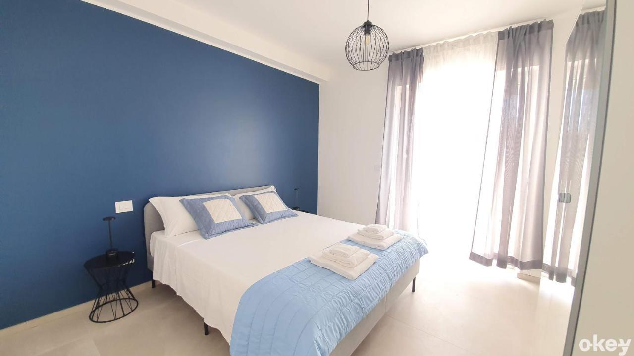 Villa Mediterranea Apartments - Seaview, Pool & Garden Bari Eksteriør billede