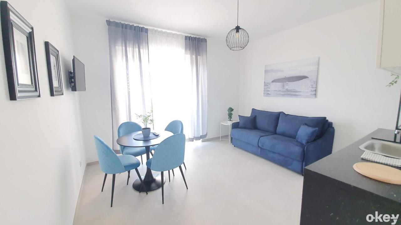 Villa Mediterranea Apartments - Seaview, Pool & Garden Bari Eksteriør billede