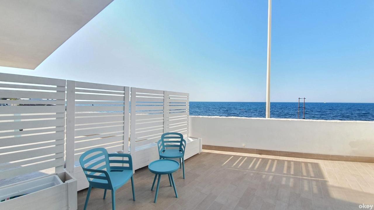 Villa Mediterranea Apartments - Seaview, Pool & Garden Bari Eksteriør billede