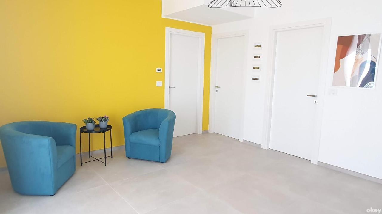 Villa Mediterranea Apartments - Seaview, Pool & Garden Bari Eksteriør billede