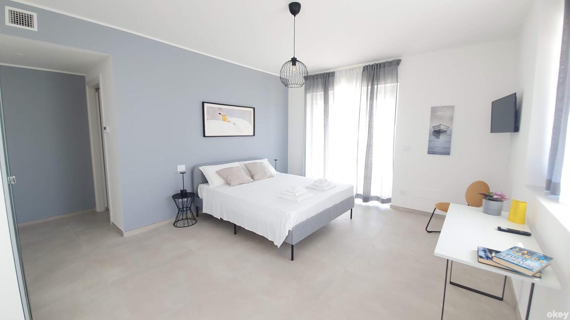 Villa Mediterranea Apartments - Seaview, Pool & Garden Bari Eksteriør billede