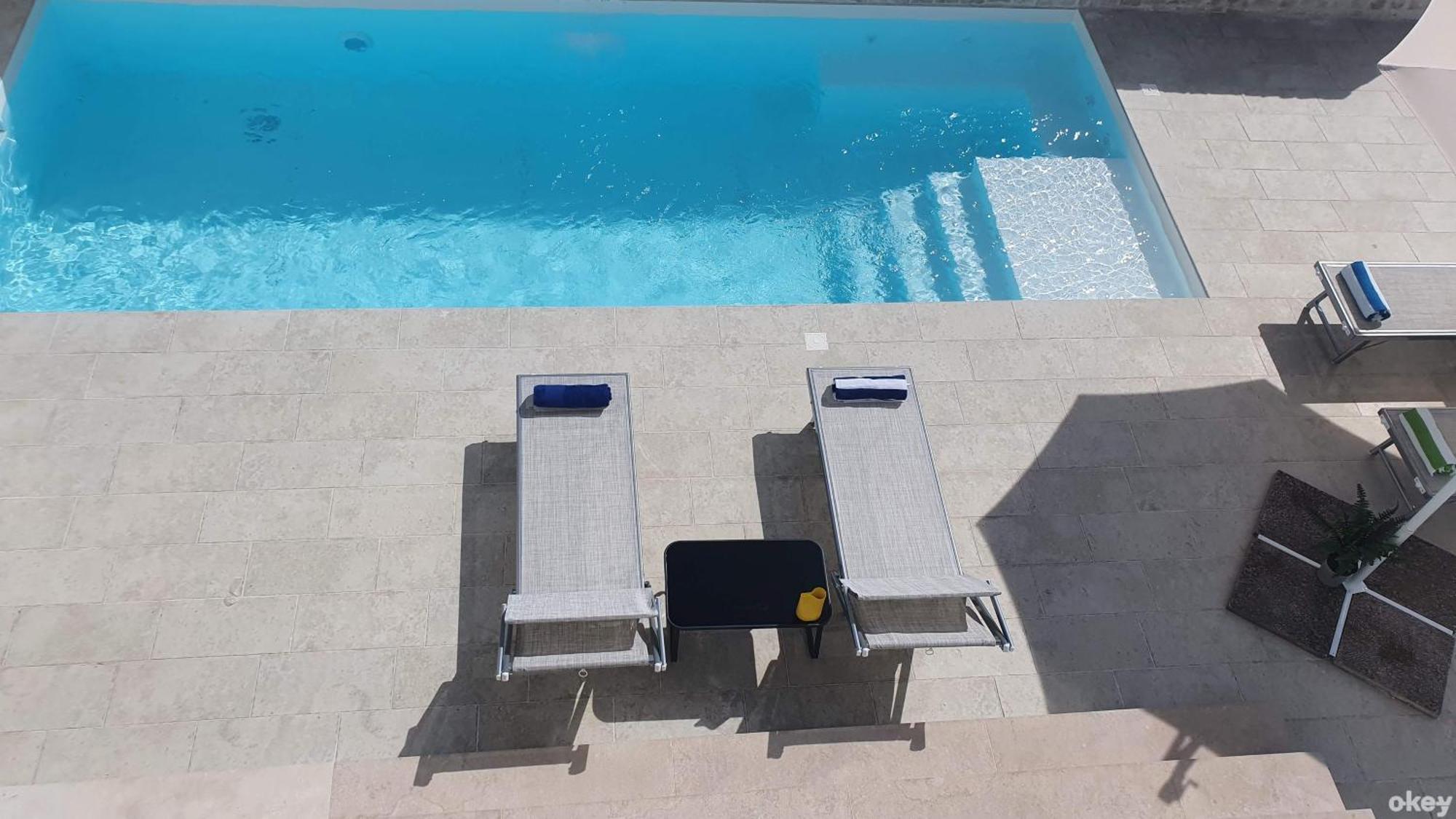 Villa Mediterranea Apartments - Seaview, Pool & Garden Bari Eksteriør billede