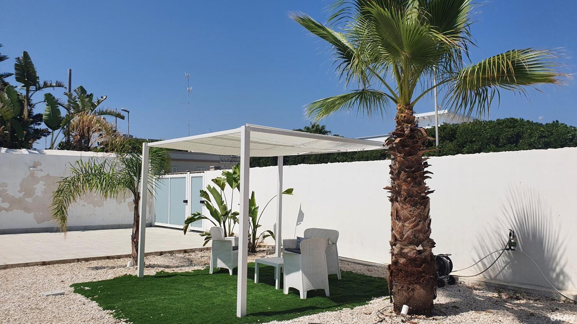 Villa Mediterranea Apartments - Seaview, Pool & Garden Bari Eksteriør billede
