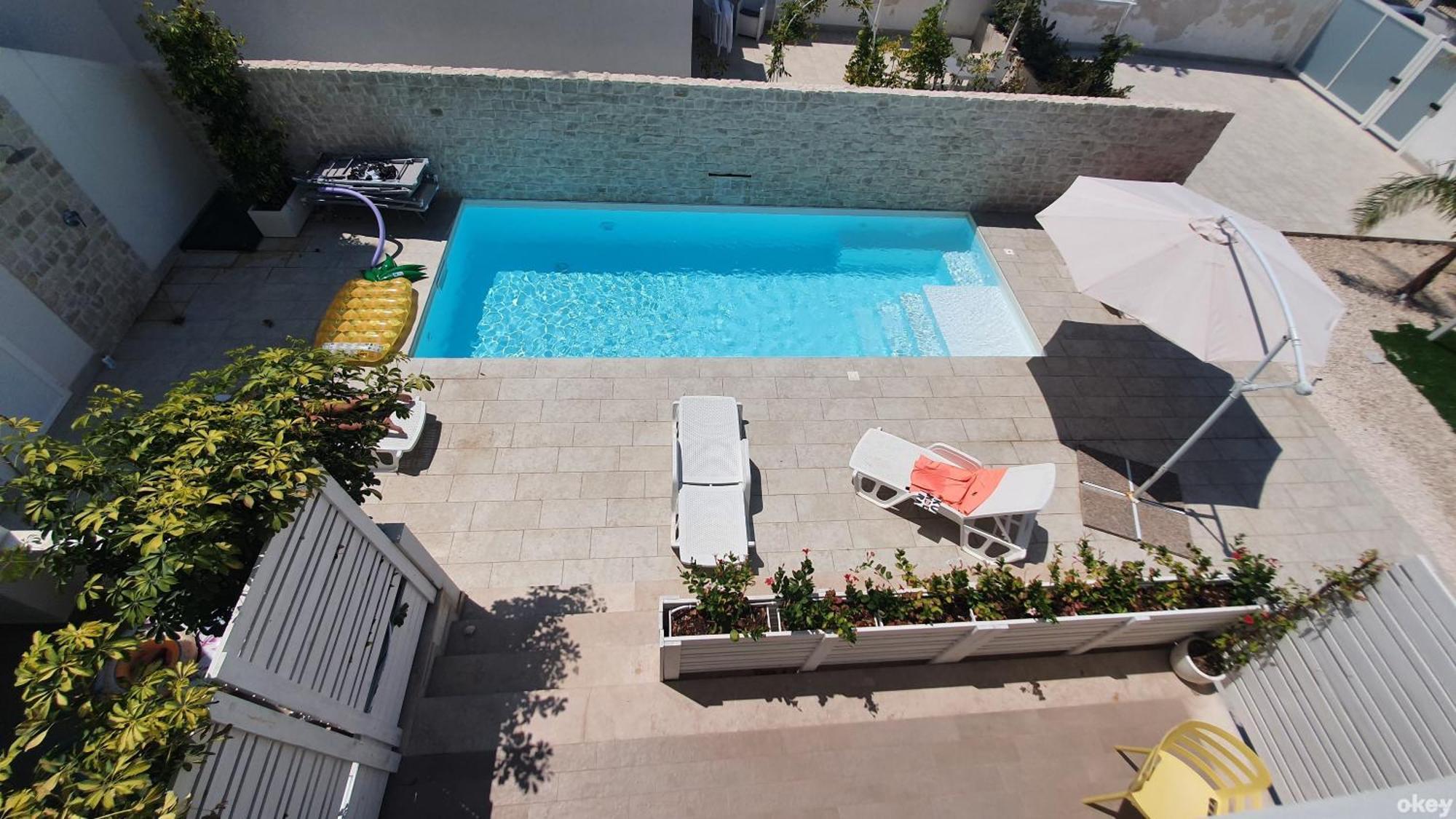 Villa Mediterranea Apartments - Seaview, Pool & Garden Bari Eksteriør billede